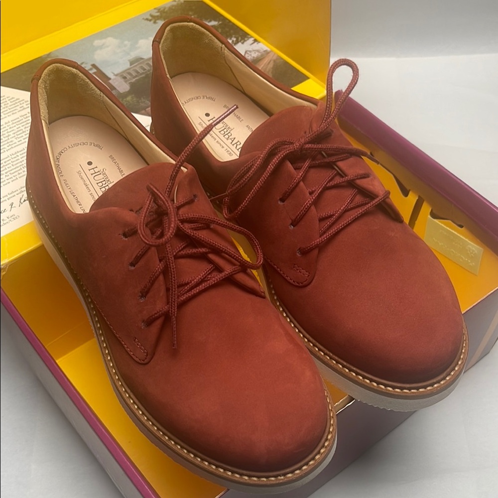 Hubbard ‘Free for Women’ Rust Nubuck Leather Shoes 7 M Memory Foam Vibram Sole